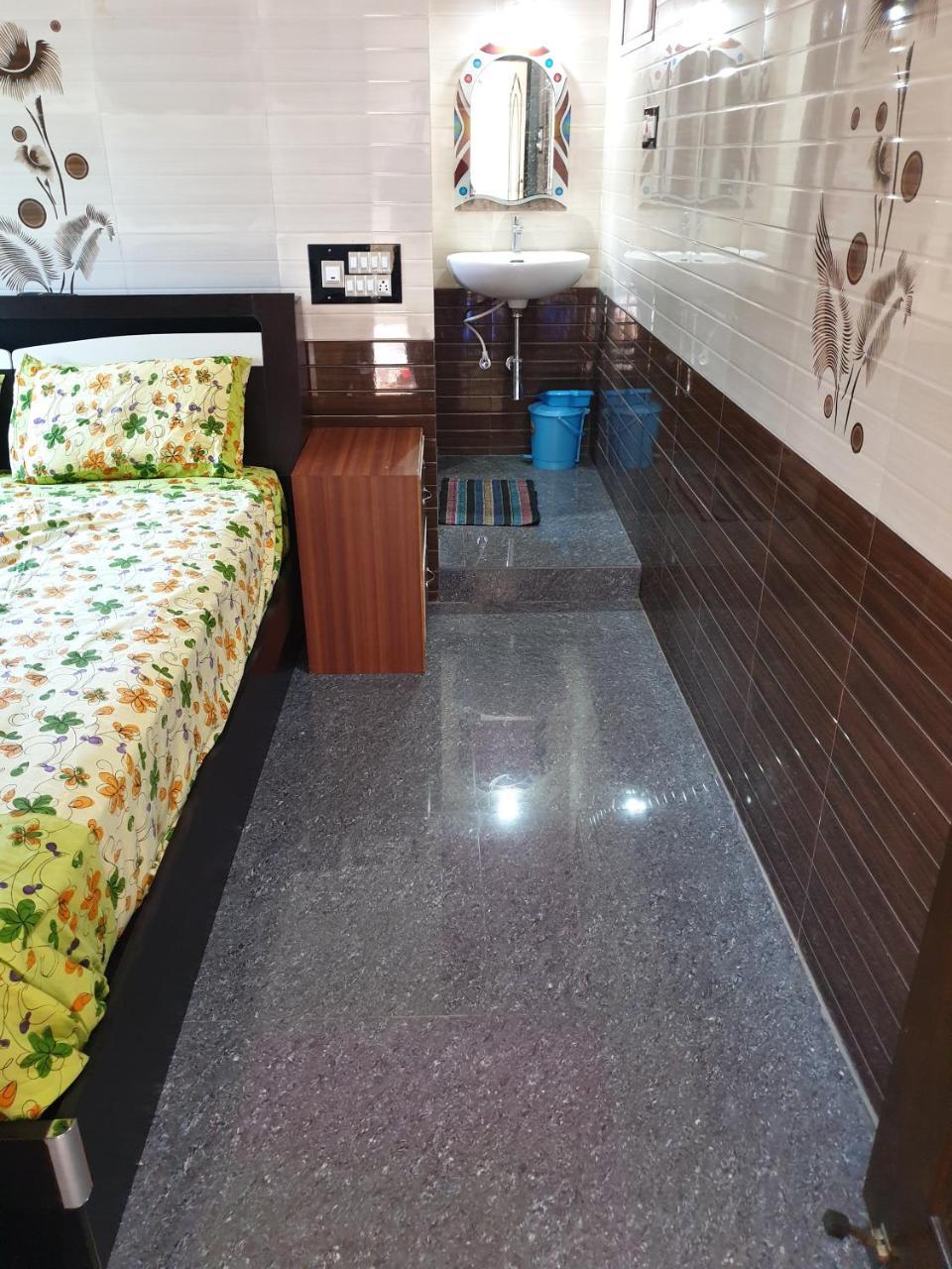 האמפי Rks Homestay מראה חיצוני תמונה