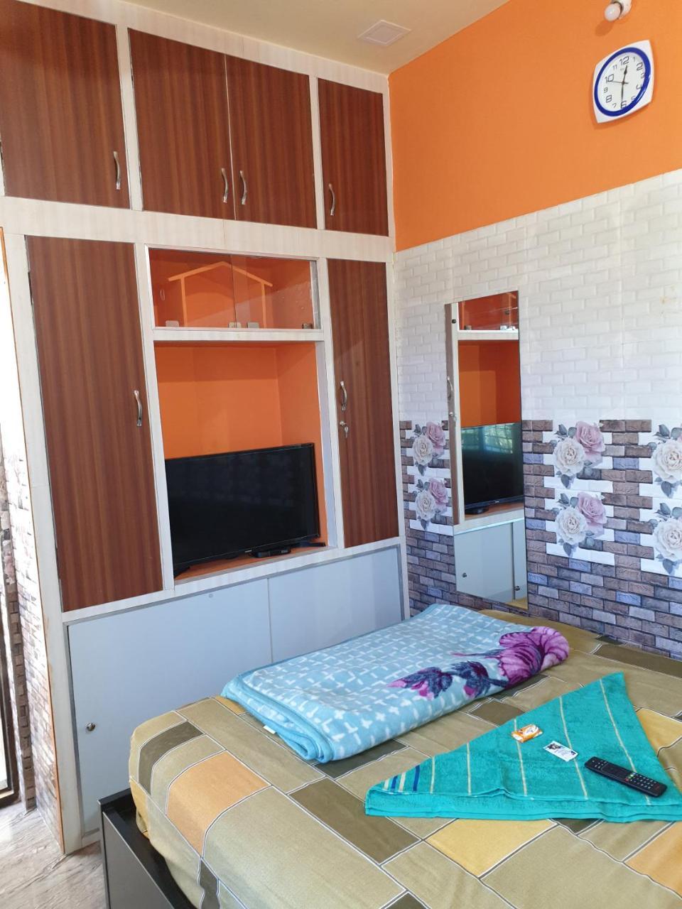 האמפי Rks Homestay מראה חיצוני תמונה